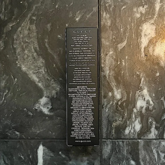 220W - Gucci Eternité De Beauté foundation (Fair Medium with Warm Undert… - Picture 11 of 12